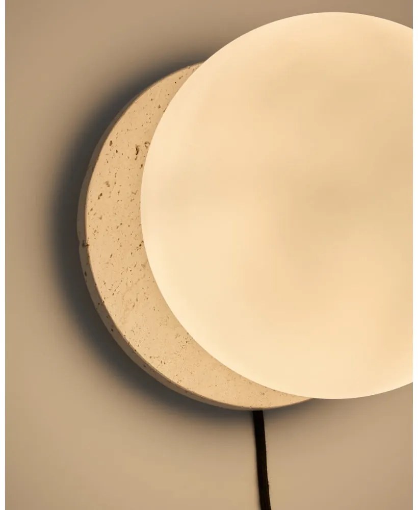 Biele/krémové mramorové nástenné svietidlo ø 20 cm Malachi – Kave Home