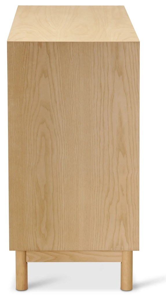 Skrinka z jaseňového dreva s ozdobnými dvierkami