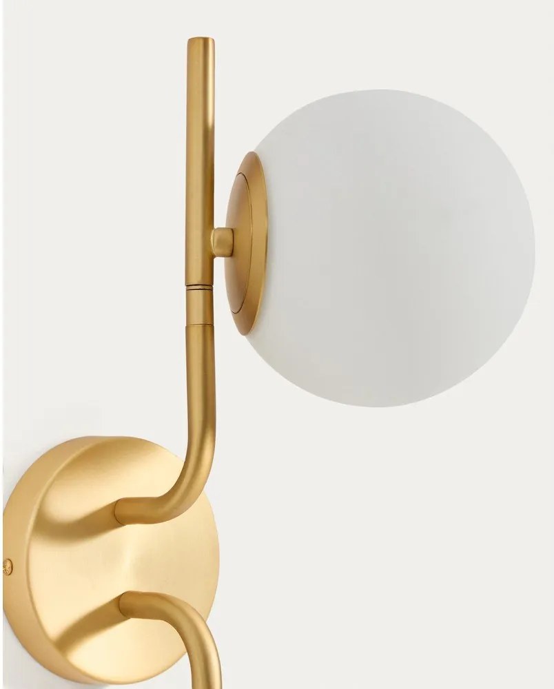 Biele/v zlatej farbe nástenné svietidlo Brisia – Kave Home