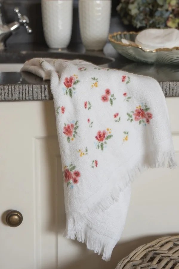 Kuchynský froté uterák s kvetmi Little Rose Collection - 40*66 cm