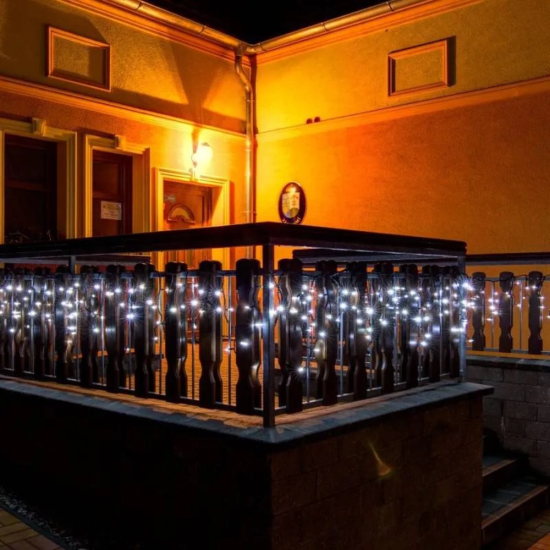 DECOLED Sada LED svetiel pre dom, 9+1 zdarma, LED biela s bleskom, čierny kábel