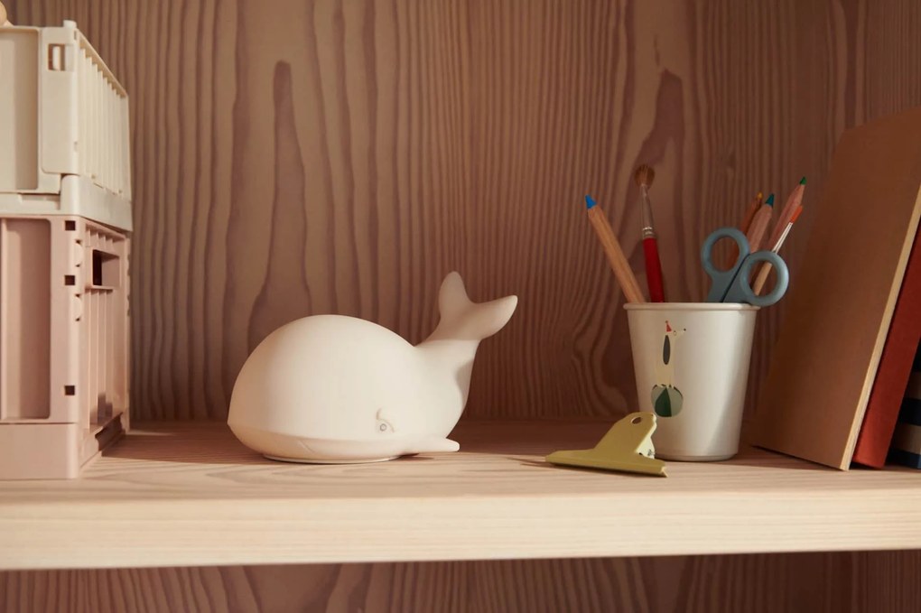 LIEWOOD Detská LED lampička Winston Whale Sandy