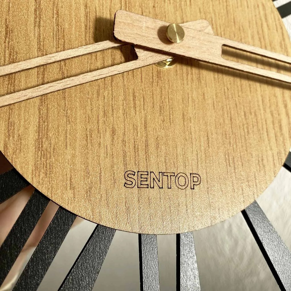 SENTOP | Moderné drevené nástenné hodiny rýmske - Luxusný dizajn | SENTOP HDFK028-dub analógové