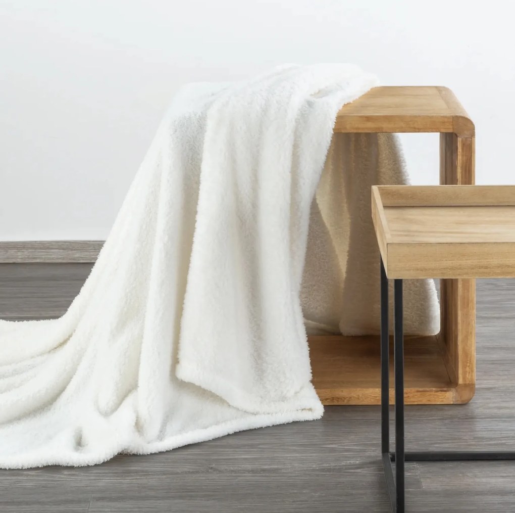 Deka Lori Baranček biela 170x210 cm – nadýchaná a hrejivá deka s ovčou štruktúrou