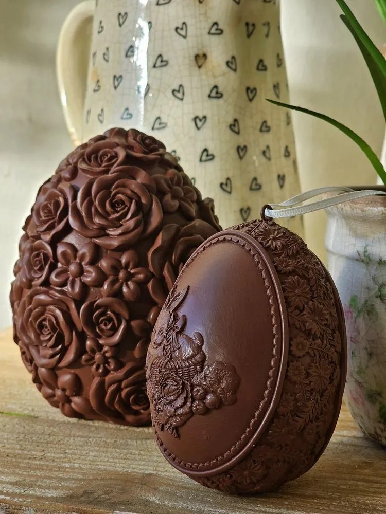 Hnedá dekorácia závesné čoko vajíčko s králikom - 8*7*11 cm