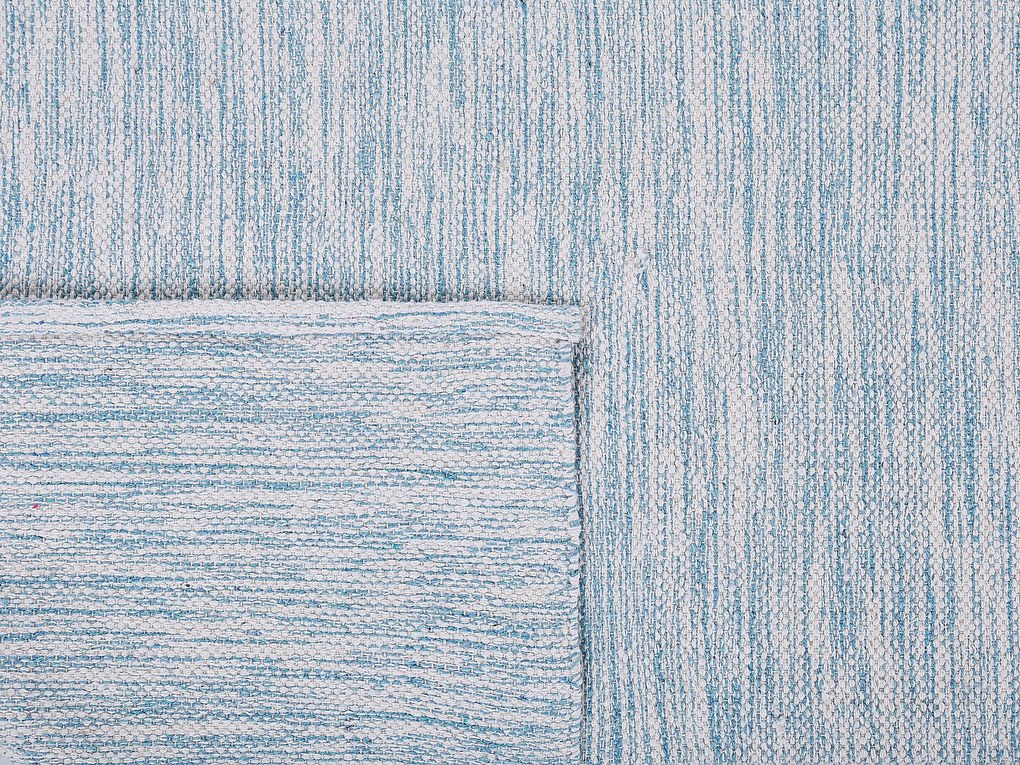 Bavlnený koberec 160 x 230 cm svetlomodrý DERINCE Beliani
