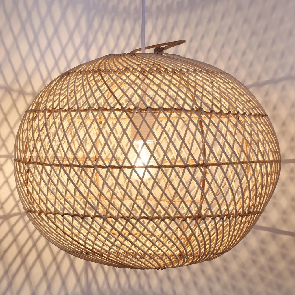 Ratanová lampa Ramia