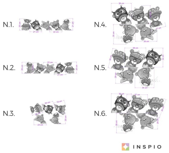 Sivý mackovia okolo dverí