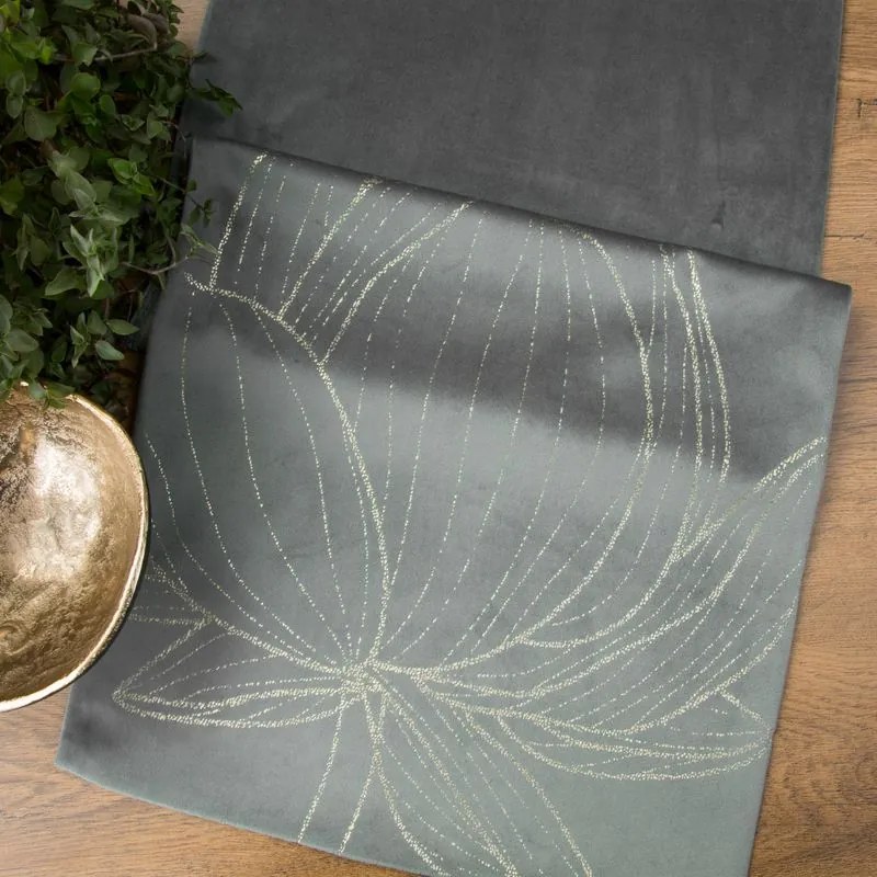 Dekorstudio Elegantný zamatový behúň na stôl BLINK 12 strieborný Rozmer behúňa (šírka x dĺžka): 35x220cm