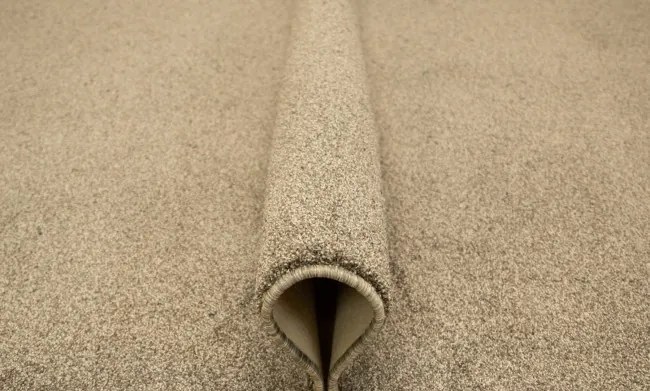 Metrážny koberec Amore 177 sivý