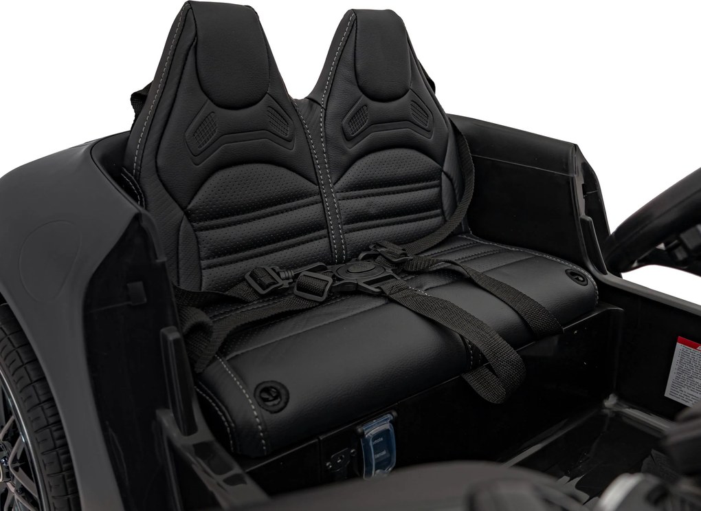 Ramiz Vozidlo Mercedes Benz AMG SL63 Čierna