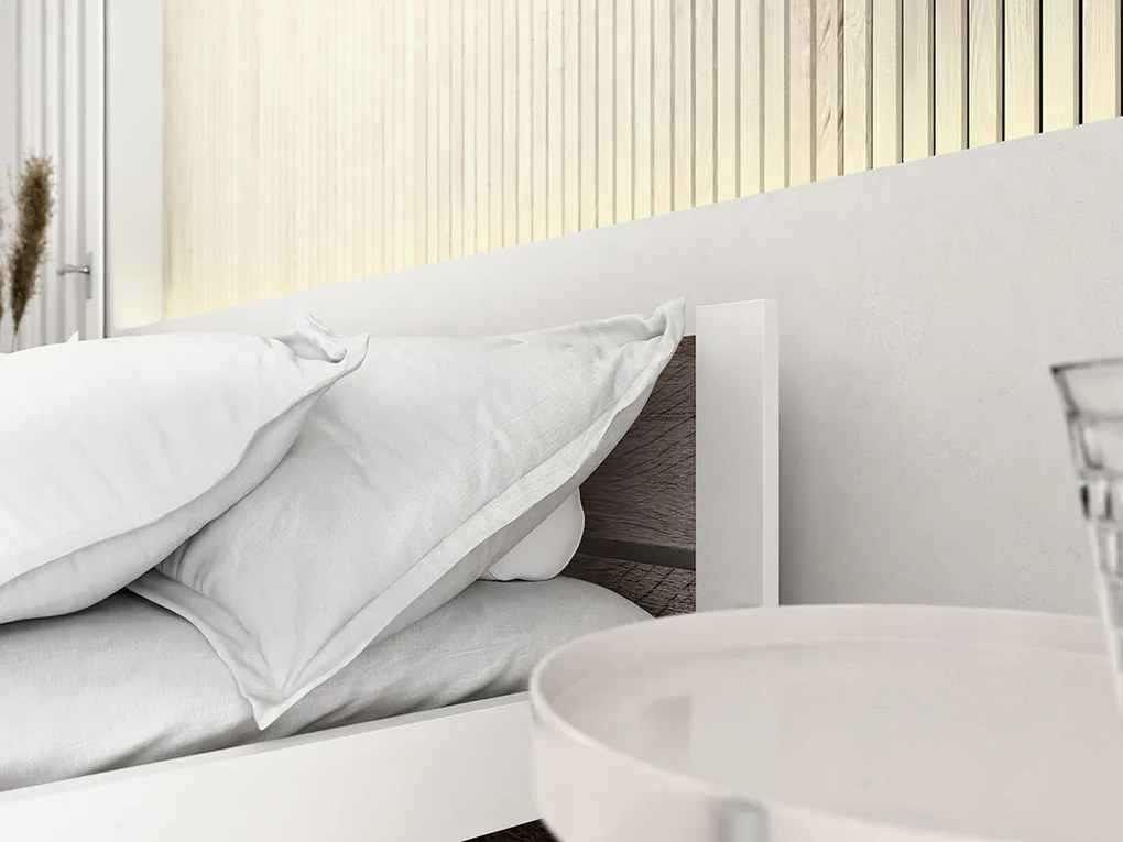 Posteľ IKAROS DOUBLE 160 x 200 cm, biela/dub hľuzovka Rošt: S latkovým roštom, Matrac: Matrac COCO MAXI 20 cm