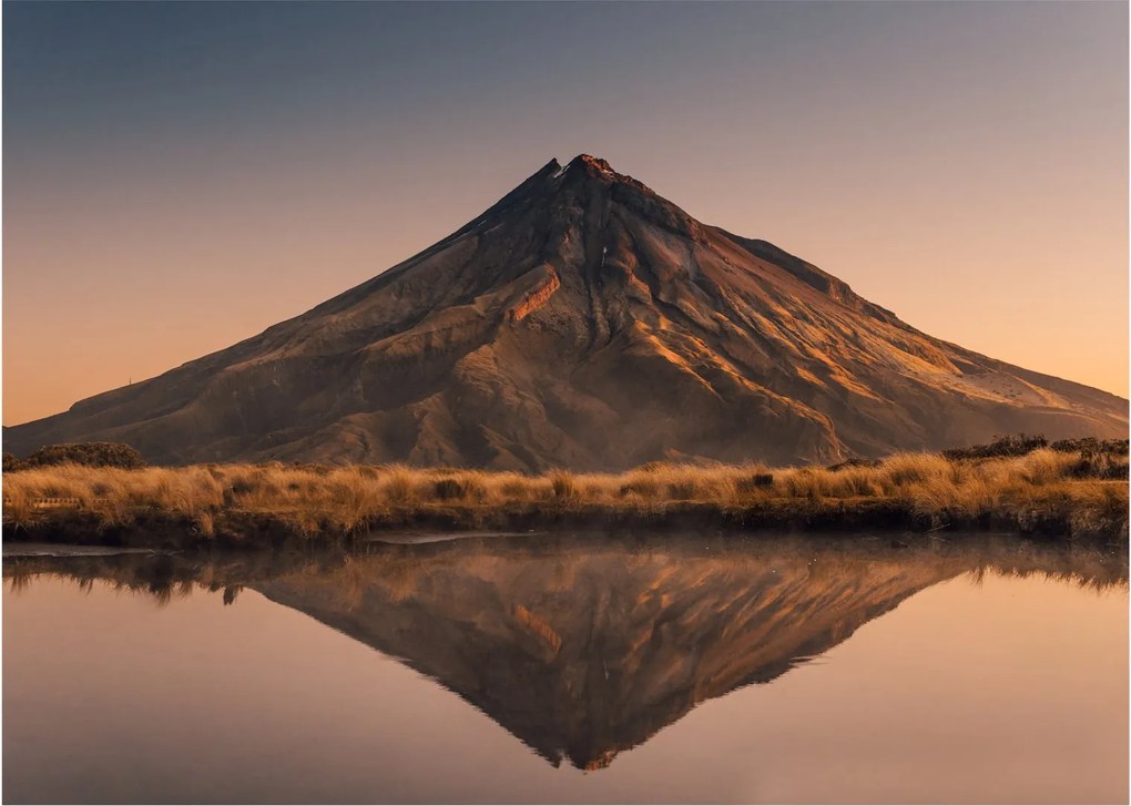 Sklenený obraz odrazu hory Taranaki, Nový Zéland (70x50 cm)