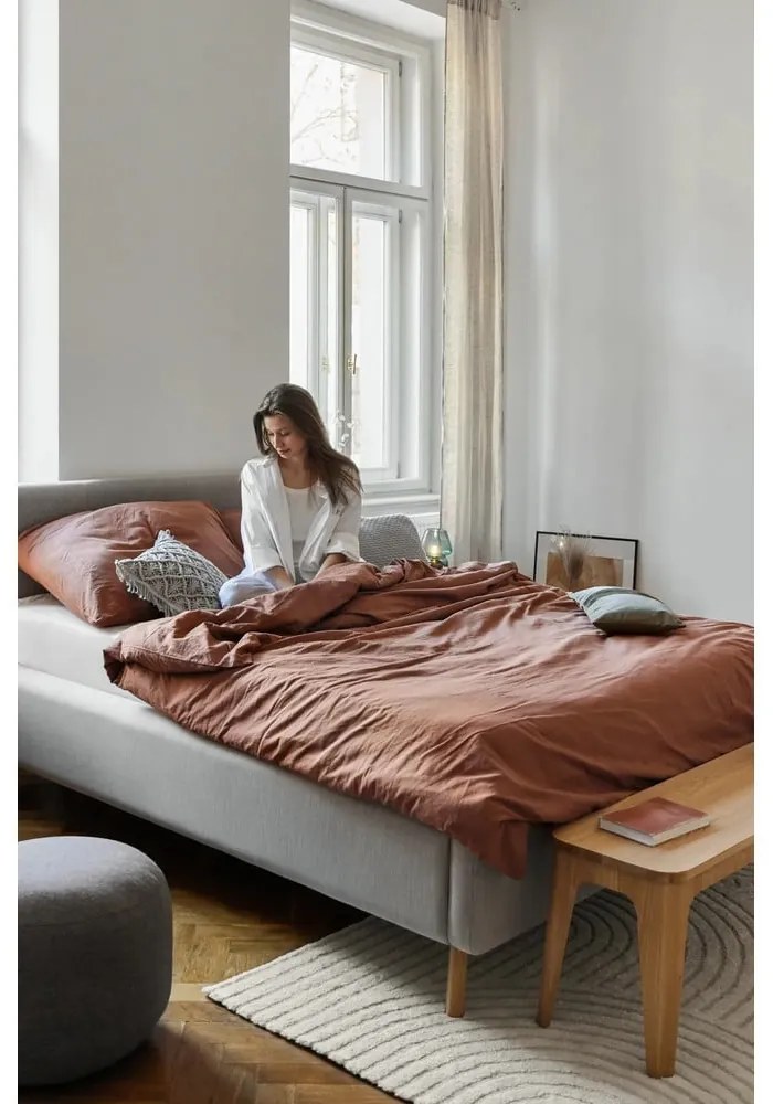 Béžová dvojlôžková posteľ s roštom a úložným priestorom Meise Möbel Lotte, 160 x 200 cm