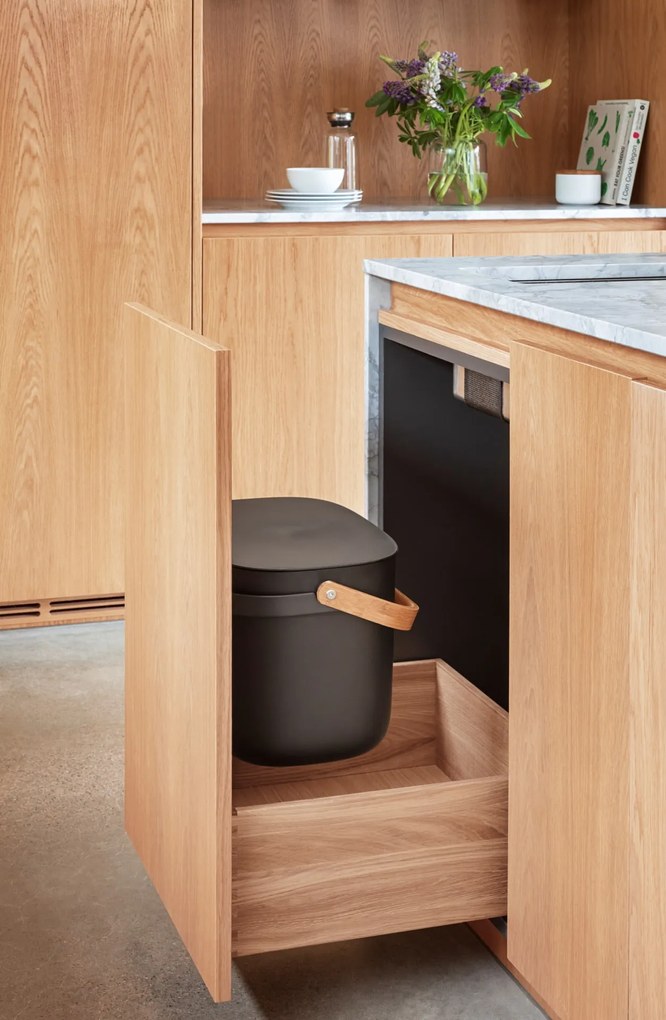 Eva Solo Odpadkový kôš Reflect Recycled 16 l