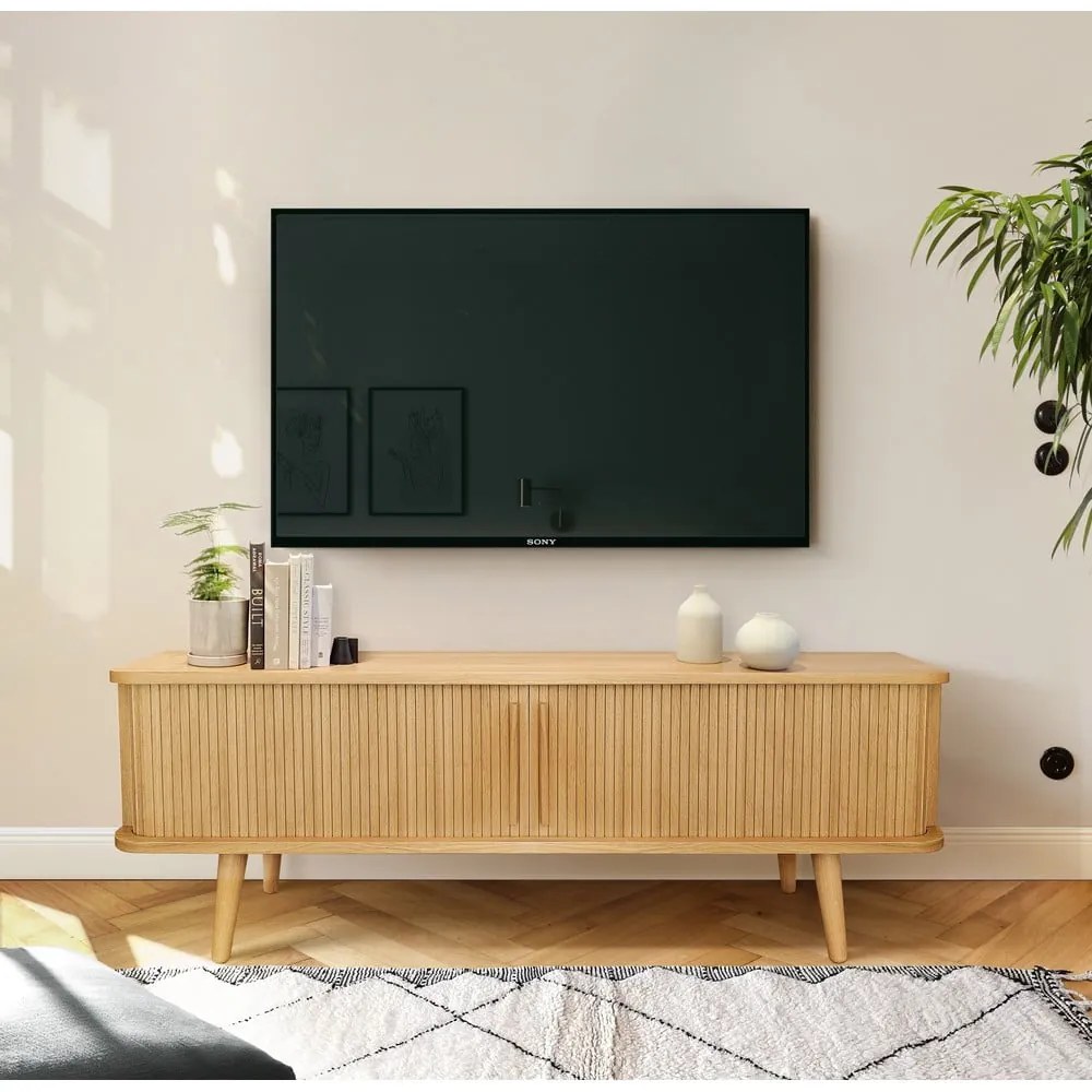TV stolík v dekore duba v prírodnej farbe 138x50 cm Rove – Woodman