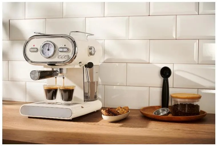 Silvercrest®  Kávovar Retro 1973 Semc 1100 A1/Soemc 1100 A1, krémová  (100393796)