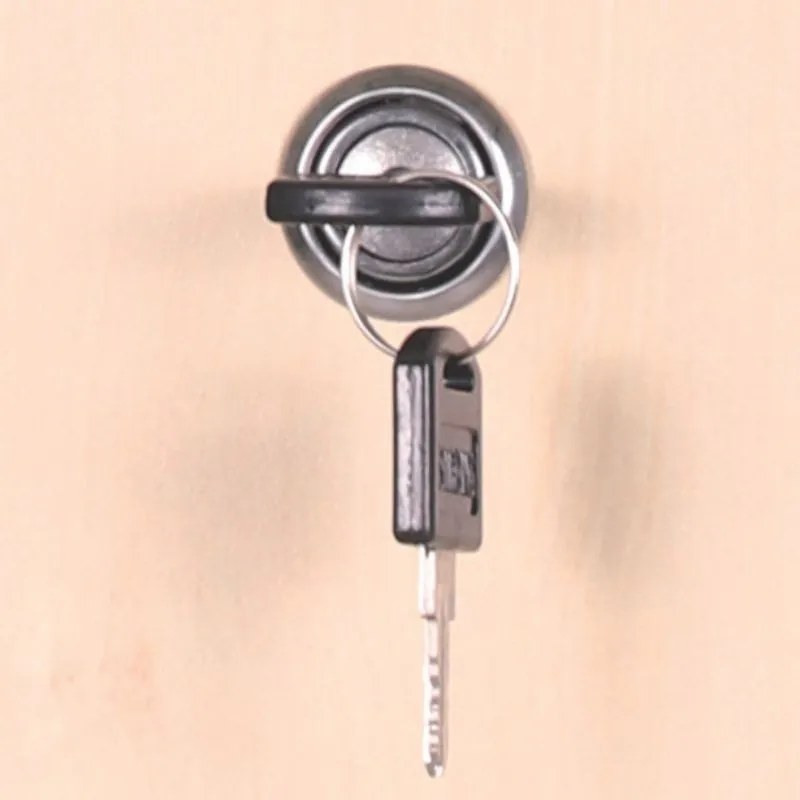 Drevená šatníková skrinka S5, 3 oddiely, 1900 x 900 x 420 mm, cylindrický zámok, sivá/oranžová