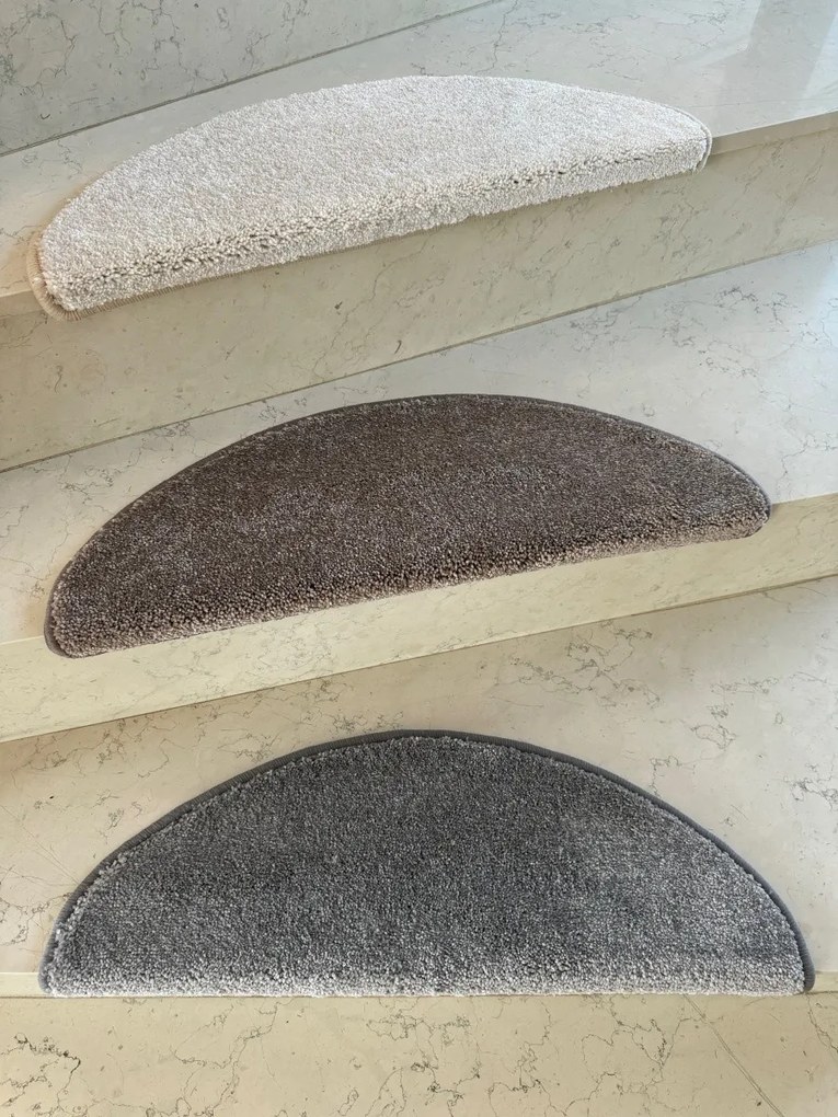 Vopi Nášľapy na schody Laguna krémová polkruh, samolepiaca - 28x65 polkruh (rozmer vrátane ohybu)