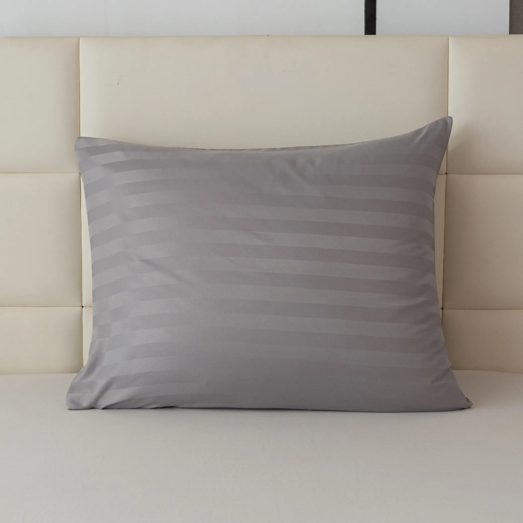 Obliečka na vankúš JASMINE 70x90 cm svetlo sivá, hotelové vrecko