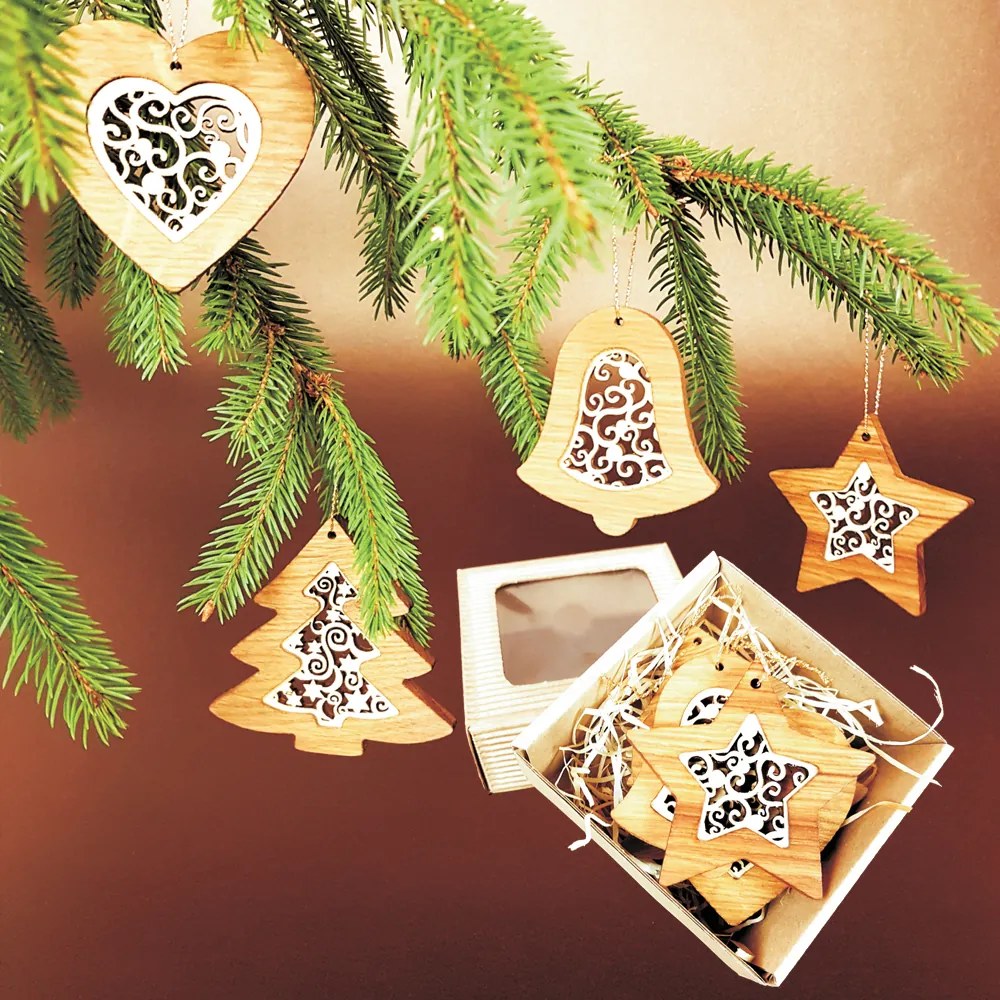 AMADEA Vianočný set 4 druhov drevených ozdôb z masívu s vkladom - ornament + krabička