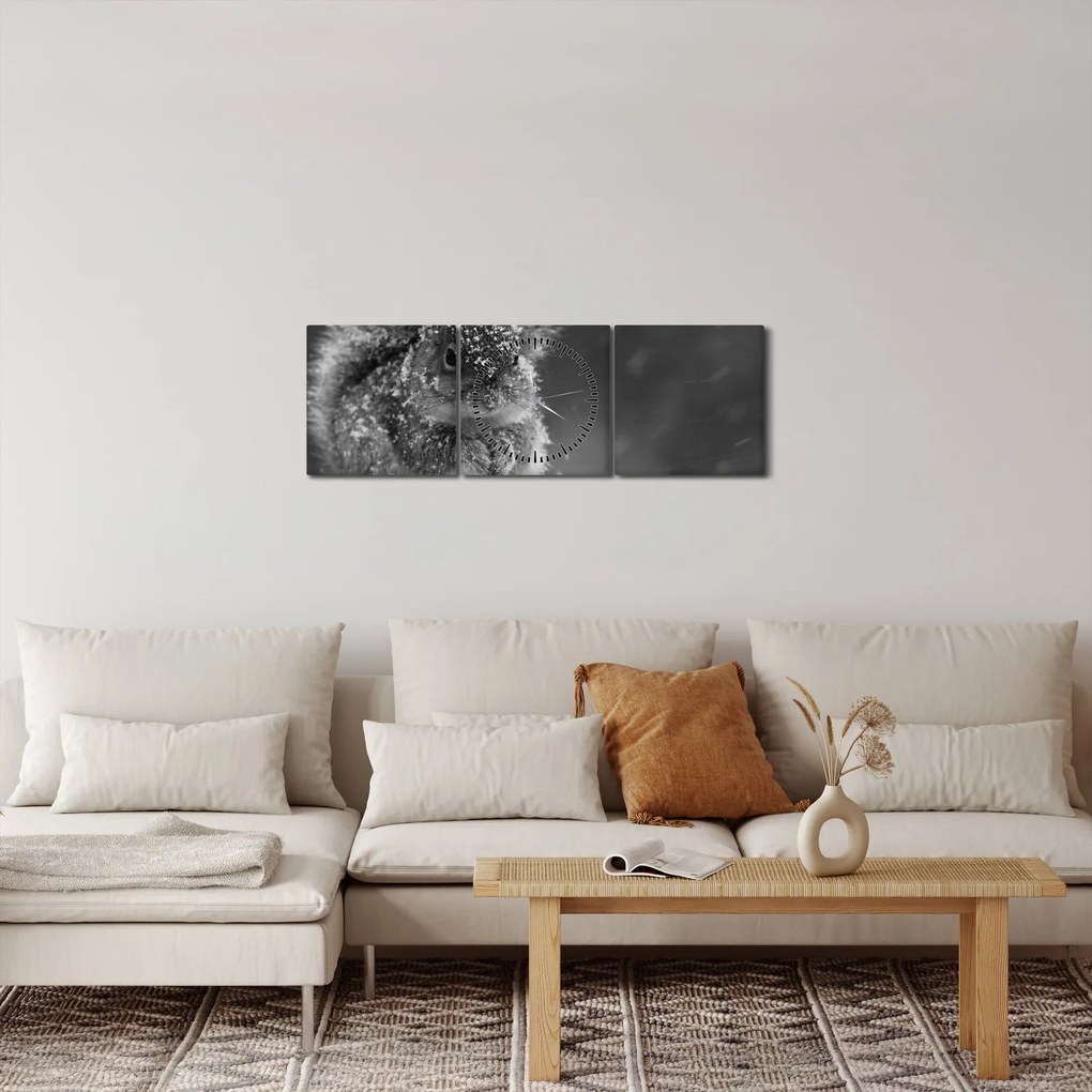 Obraz - Veverička v zime (s hodinami) (90x30 cm)