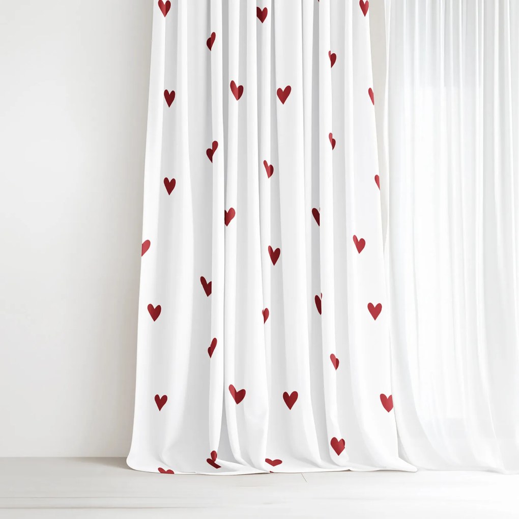 Goldea bavlnený záves - červené srdiečka na bielom 140x150 cm