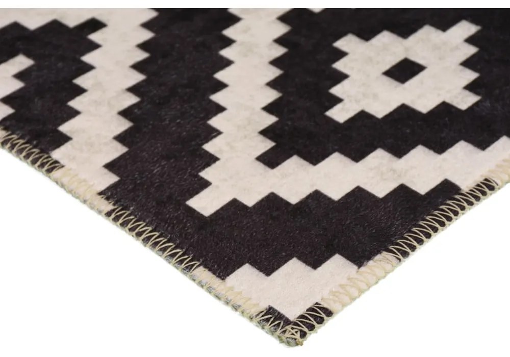 Čierny prateľný koberec 180x120 cm - Vitaus