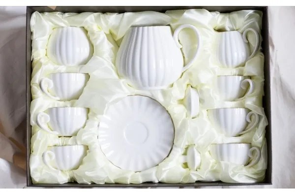 Porcelánová 15-dielna kávová súprava, biela