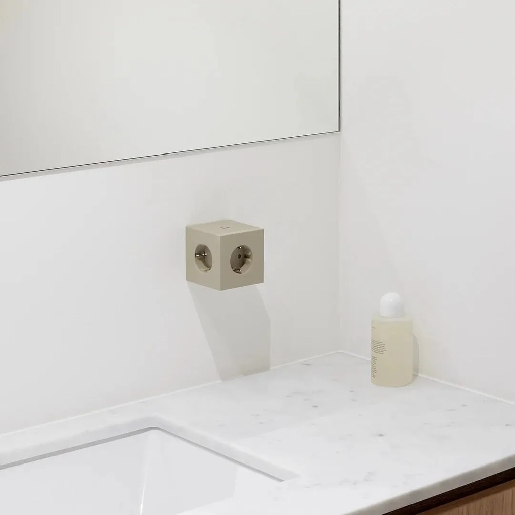 AVOLT Modulárny rozbočovač Square 2 / USB-C Nomad Sand