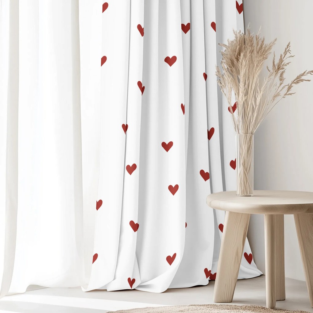 Goldea bavlnený záves - červené srdiečka na bielom 140x150 cm