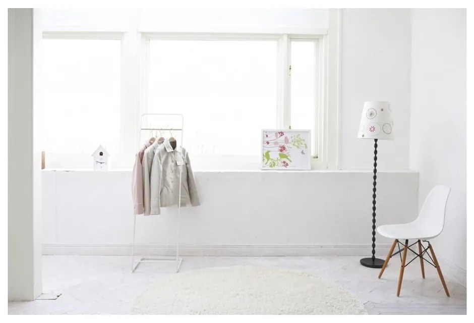 Biely kovový stojan na oblečenie Tower – YAMAZAKI