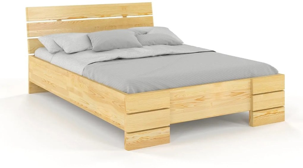 Manželská posteľ 200 cm Naturlig Lorenskog High (borovica). Vlastná spoľahlivá doprava až k Vám domov. 800246