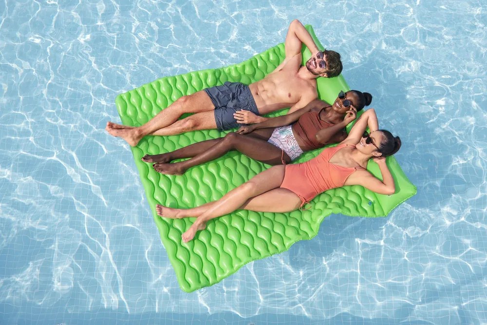 Bestway Nafukovací matrac pre tri osoby 213 x 170 x 21 cm - Bestway 44106