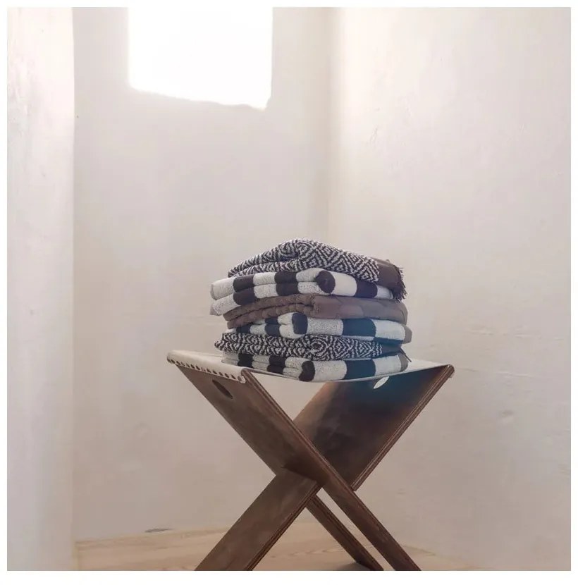 Hnedý froté uterák z Bio bavlny 50x90 cm Retro – Mette Ditmer Denmark