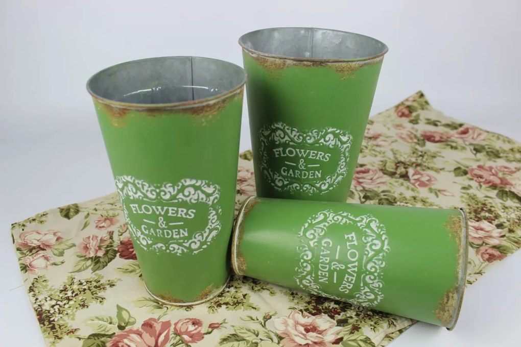 Zelené plechové vintage vázy 3-set