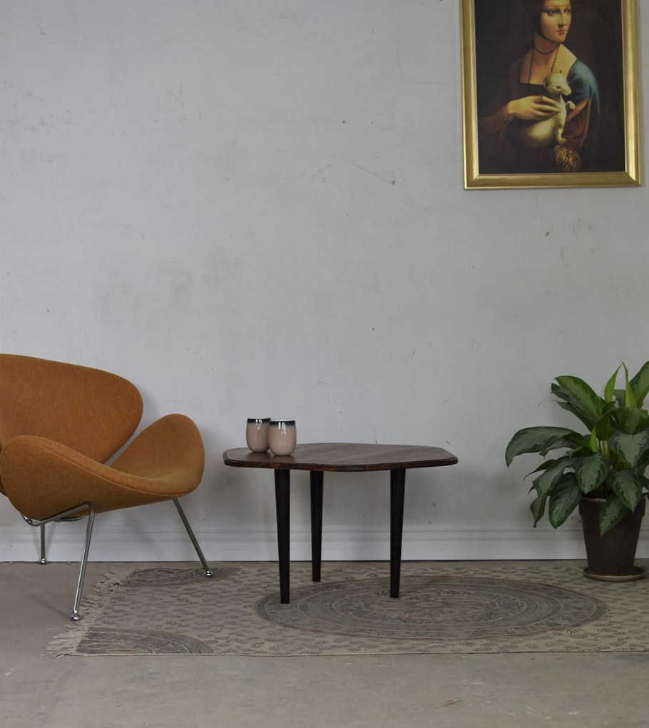MOOD SELECTION Poly Coffee Table