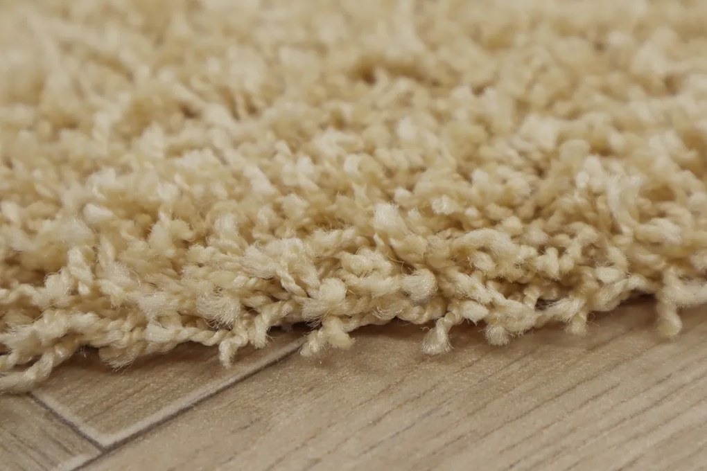 AKCIA: 95x120 cm Koberec metráž Color Shaggy béžový - neúčtujeme odrezky z role - obšitý zo všetkých strán, šíře, béžová, ab (mriežka), detská izba