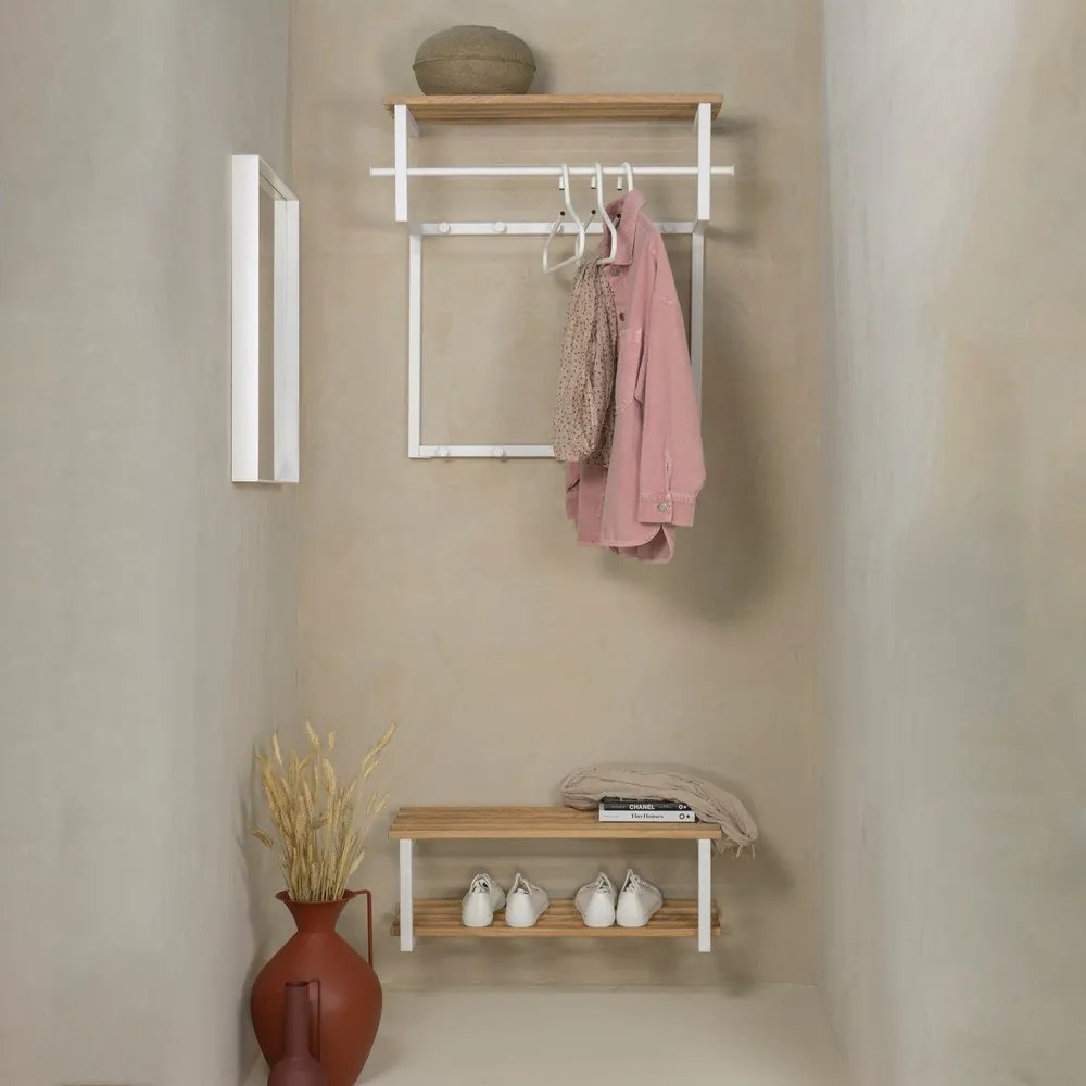 Kovový nástenný vešiak v bielo-prírodnej farbe s poličkou Rizzoli – Spinder Design