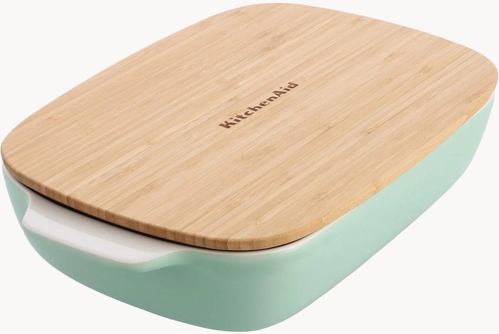 Zapekacia misa's bambusovou pokrievkou Spatia