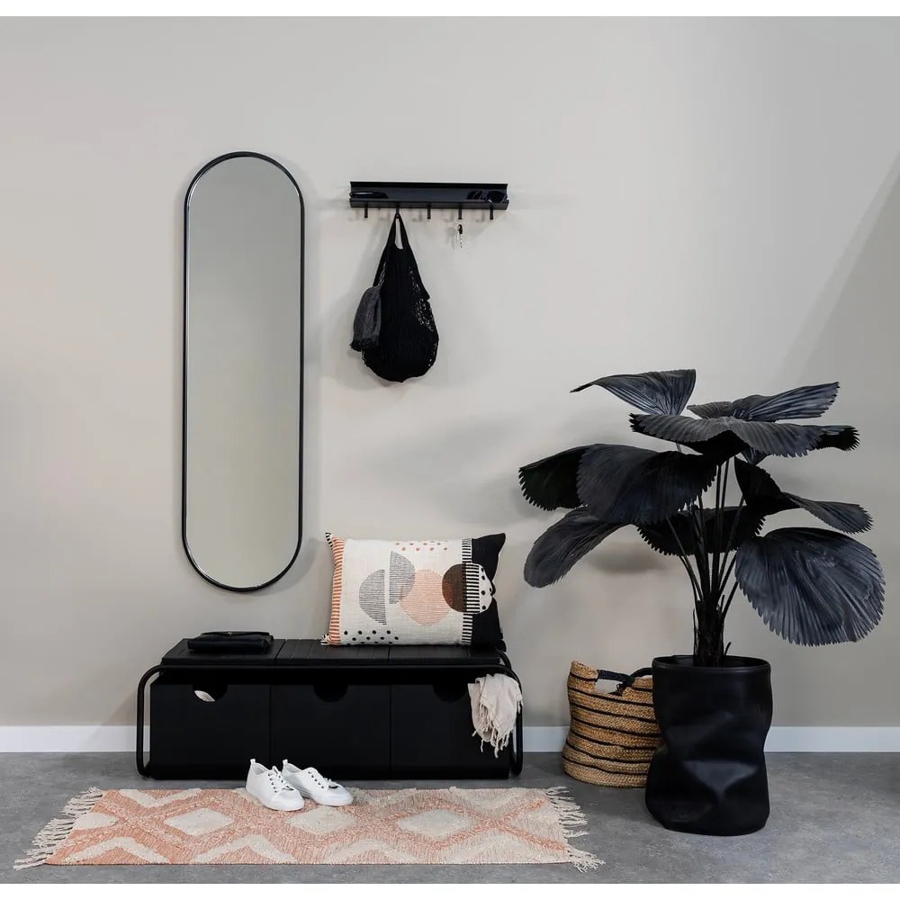 Čierny kovový nástenný vešiak s poličkou 50 cm Easy – Spinder Design