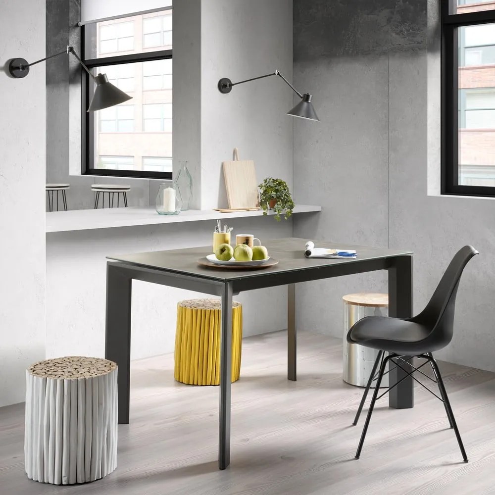 Biely odkladací stolík z tíkového dreva Kave Home Filippo, ⌀ 35 cm