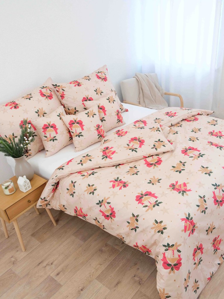 Vianočné predĺžené bavlnené obliečky Renforcé - Vianočné zvončeky béžové