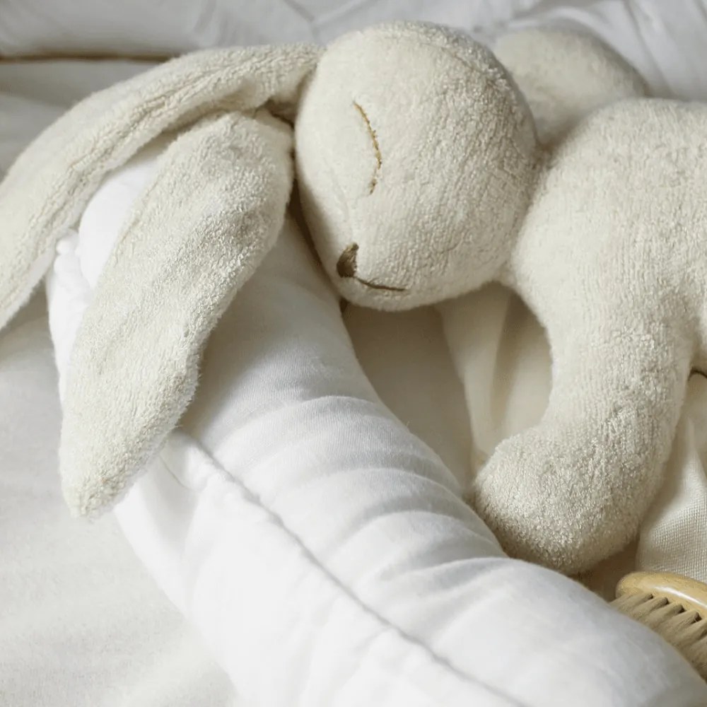 Ľanové hniezdo pre bábätko biela