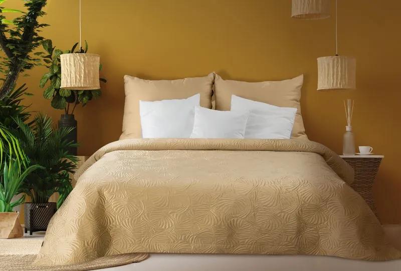 Dekorstudio Luxusný prehoz na posteľ LILI4 zlatý Rozmer prehozu (šírka x dĺžka): 280x260cm