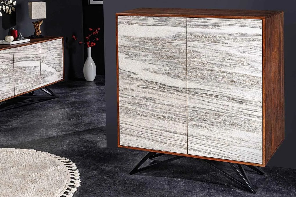 Dizajnová vysoká komoda Quillon II 120 cm prírodný kameň