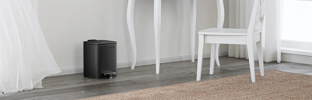 Odpadkový koš Salomi 6 L černý