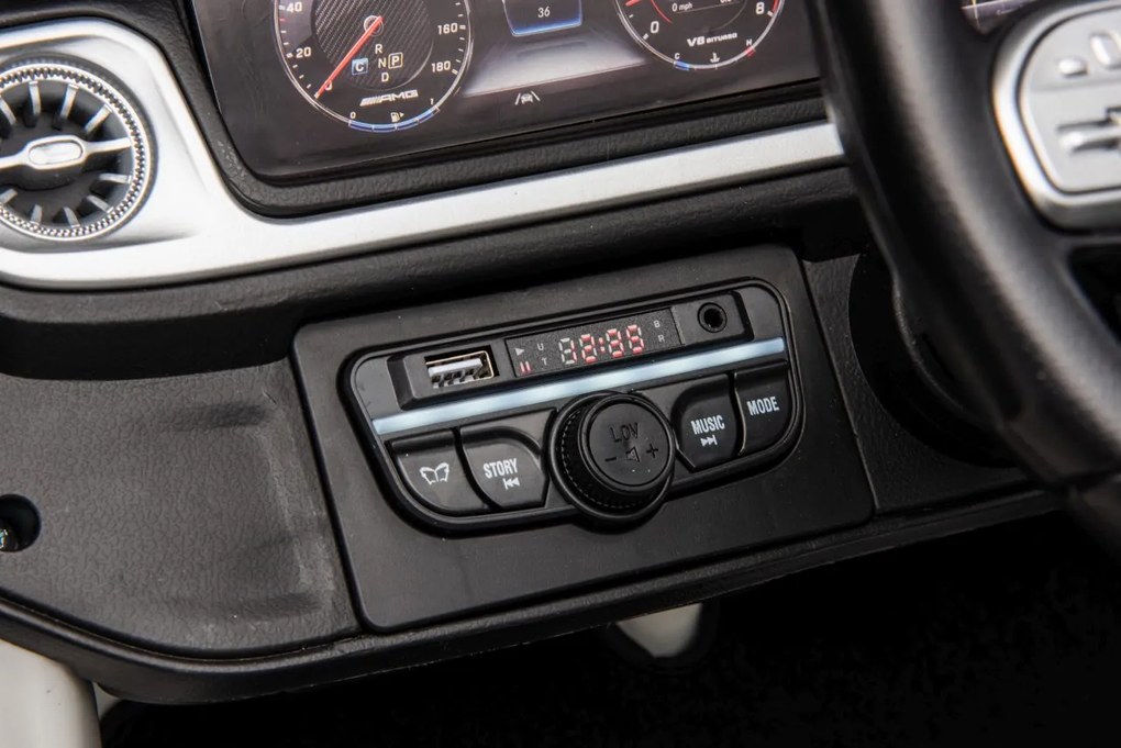 Elektrické autíčko Mercedes G63 AMG 4x200W XXL - biele