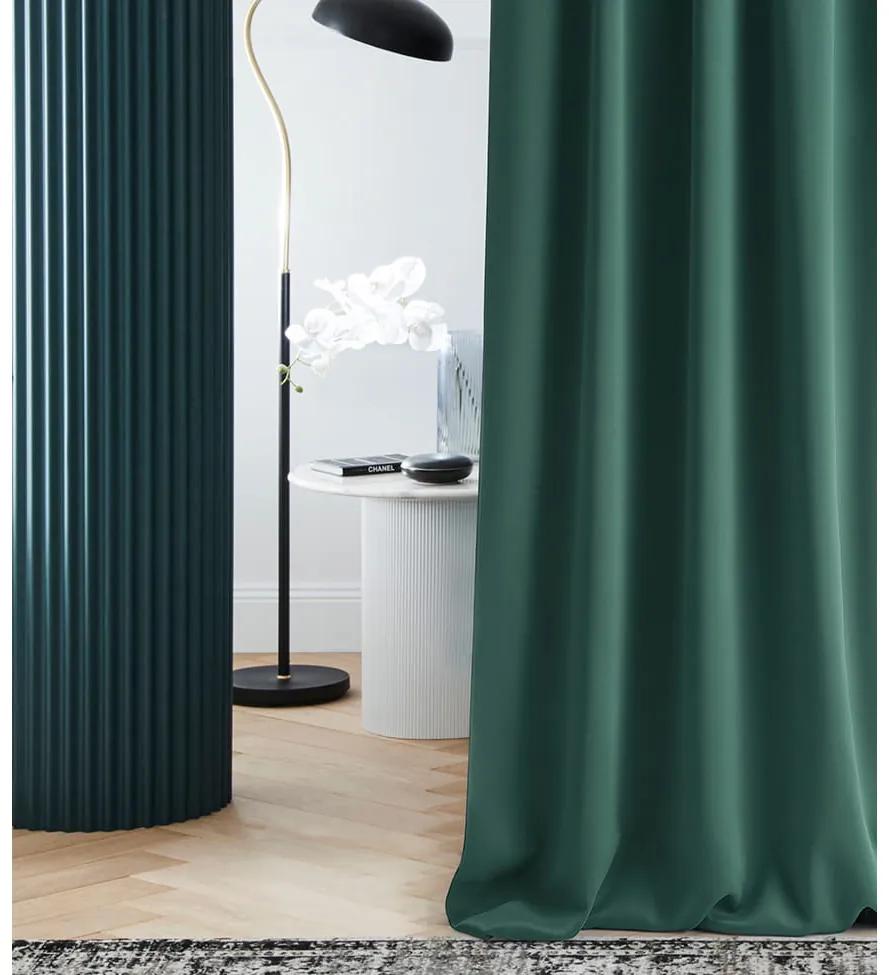 Room99 Hotový záves na páske Zatemňovací LAUREL Jednofarebný Farba: Zelená, Veľkosť: 140 x 250 cm