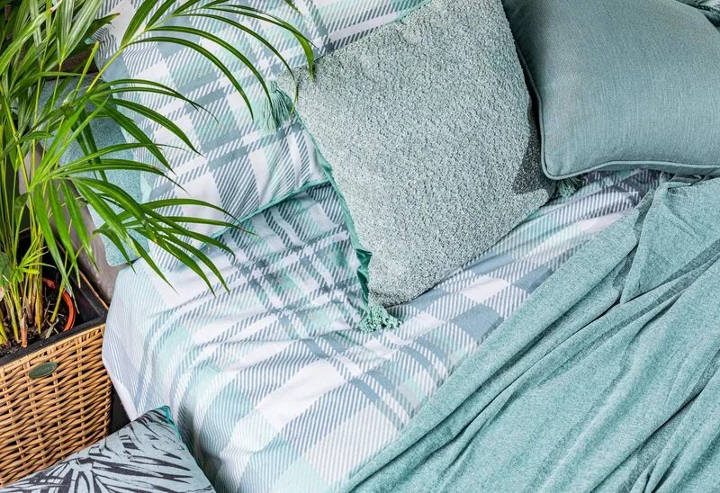 EUROFIRANY Flanelová posteľná súprava s kockovanou potlačou 220 cm x 200 cm mentolová flanel 100% bavlna